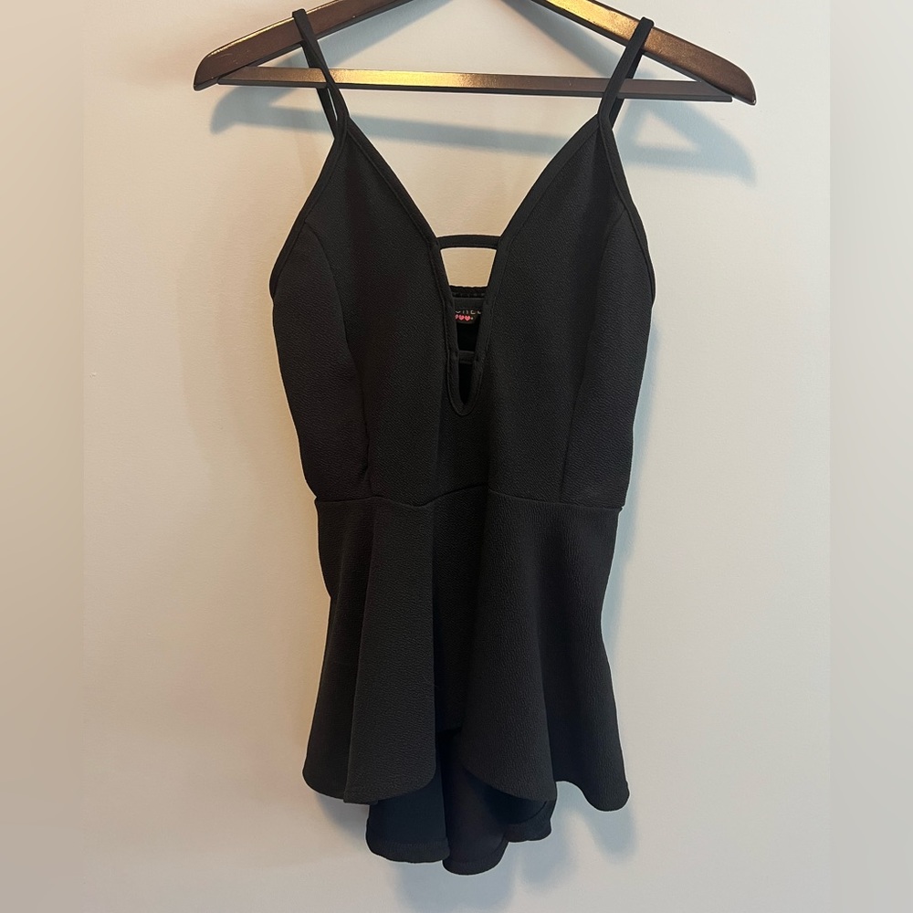 Spaghetti strap top. Low v.